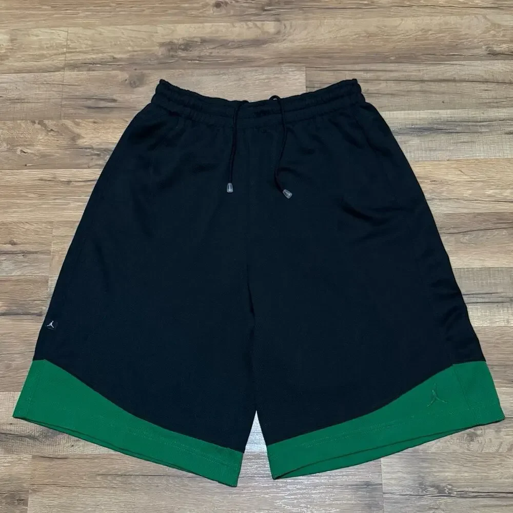 Y2K Air Jordan Green Black Baggy Vintage Basketball Size M 345069-012 Shorts